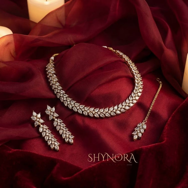 Classic AD Leaf Design Necklace Set with Maang Tikka