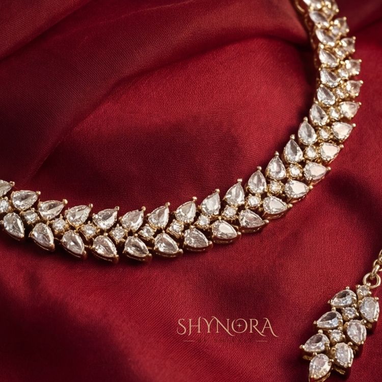 Classic AD Leaf Design Necklace Set with Maang Tikka