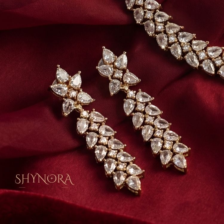 Classic AD Leaf Design Necklace Set with Maang Tikka