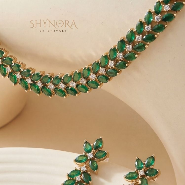 Emerald Green AD Leaf Necklace Set with Maang Tikka