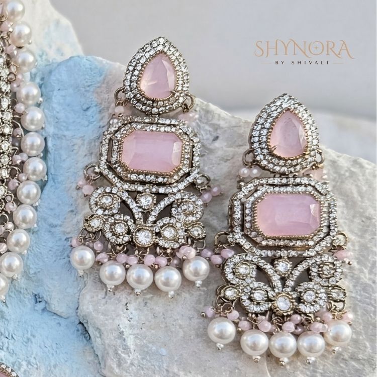 Gulnaar Rose Pearl Kundan Bridal Set