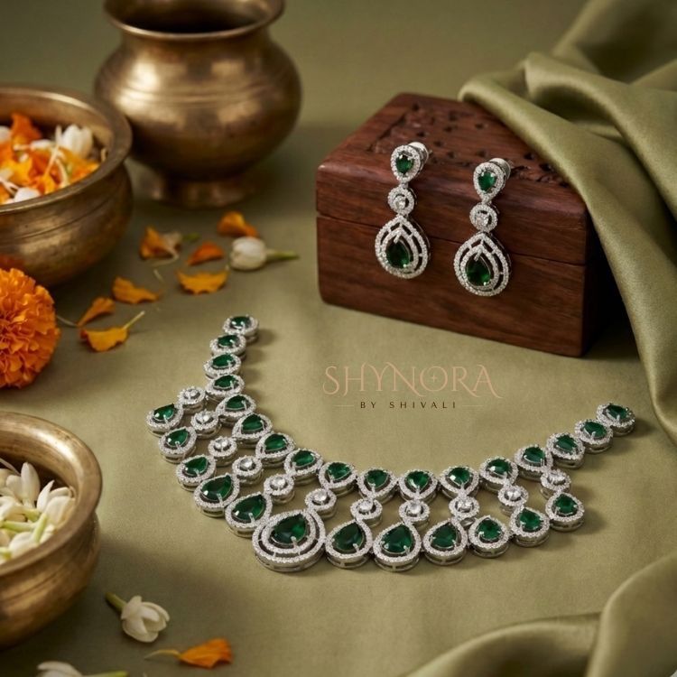 Emerald Green Teardrop Chandelier Necklace Set with Earrings