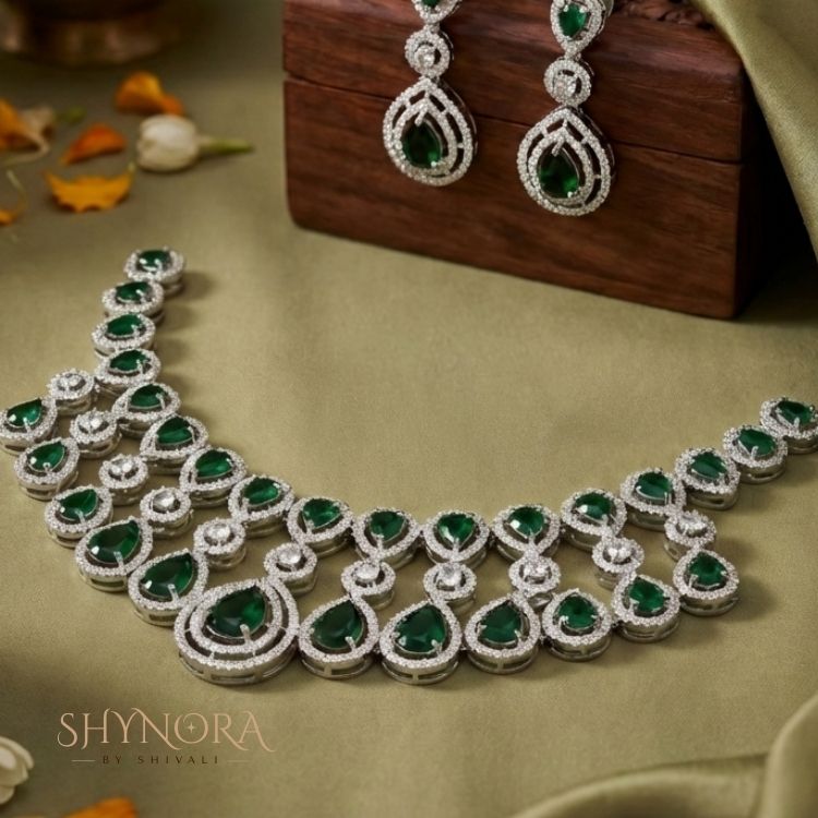 Emerald Green Teardrop Chandelier Necklace Set with Earrings