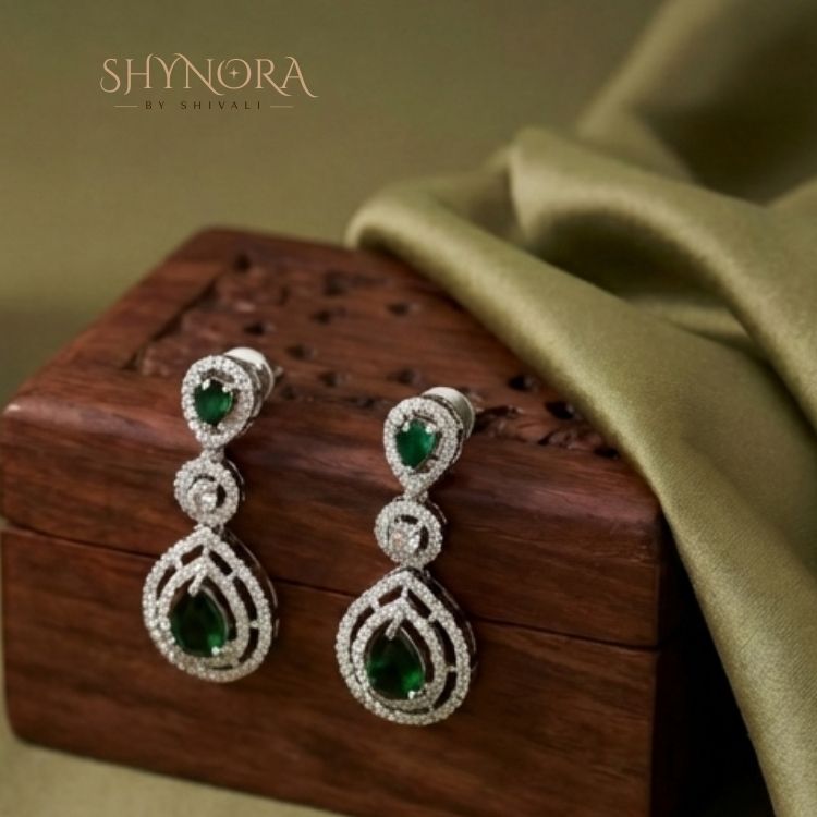 Emerald Green Teardrop Chandelier Necklace Set with Earrings