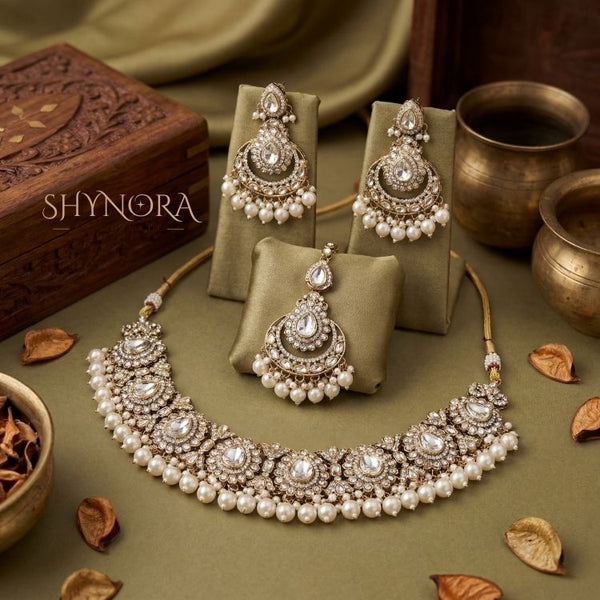 Noor-e-Chand Kundan Pearl Choker Set