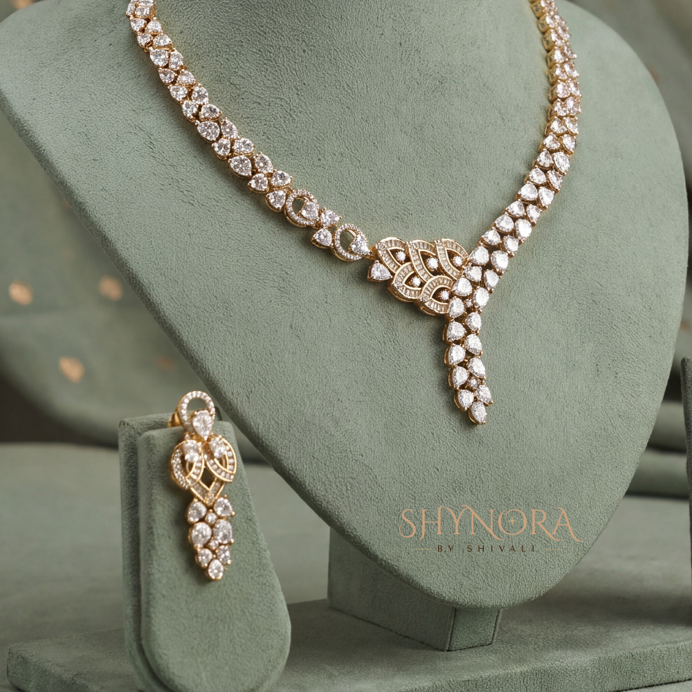 Scalloped Diamond Fan Necklace Set – Shynora By Shivali