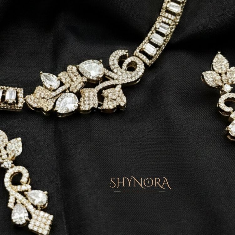 Crystal Bloom Choker Necklace Set