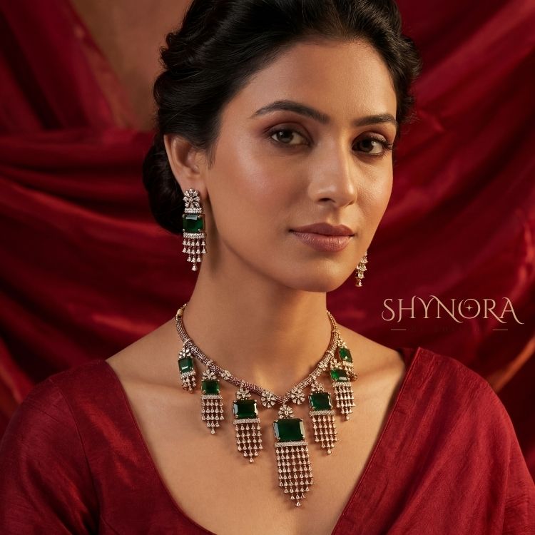 Emerald Royale Cascade Drop Necklace Se