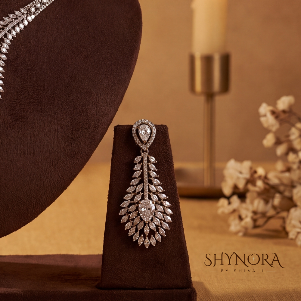 Diamond Floral Leaf Pendant Necklace – Shynora By Shivali