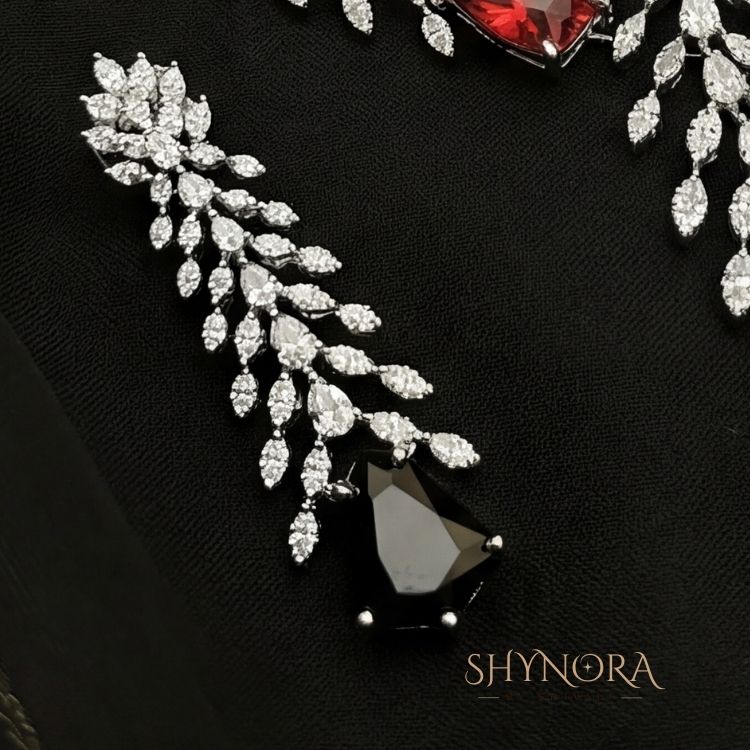 Arvena Dual-Tone Leaf Drop Necklace Set