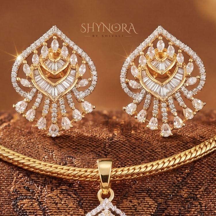 Royal Fancrest Diamond Pendant Set