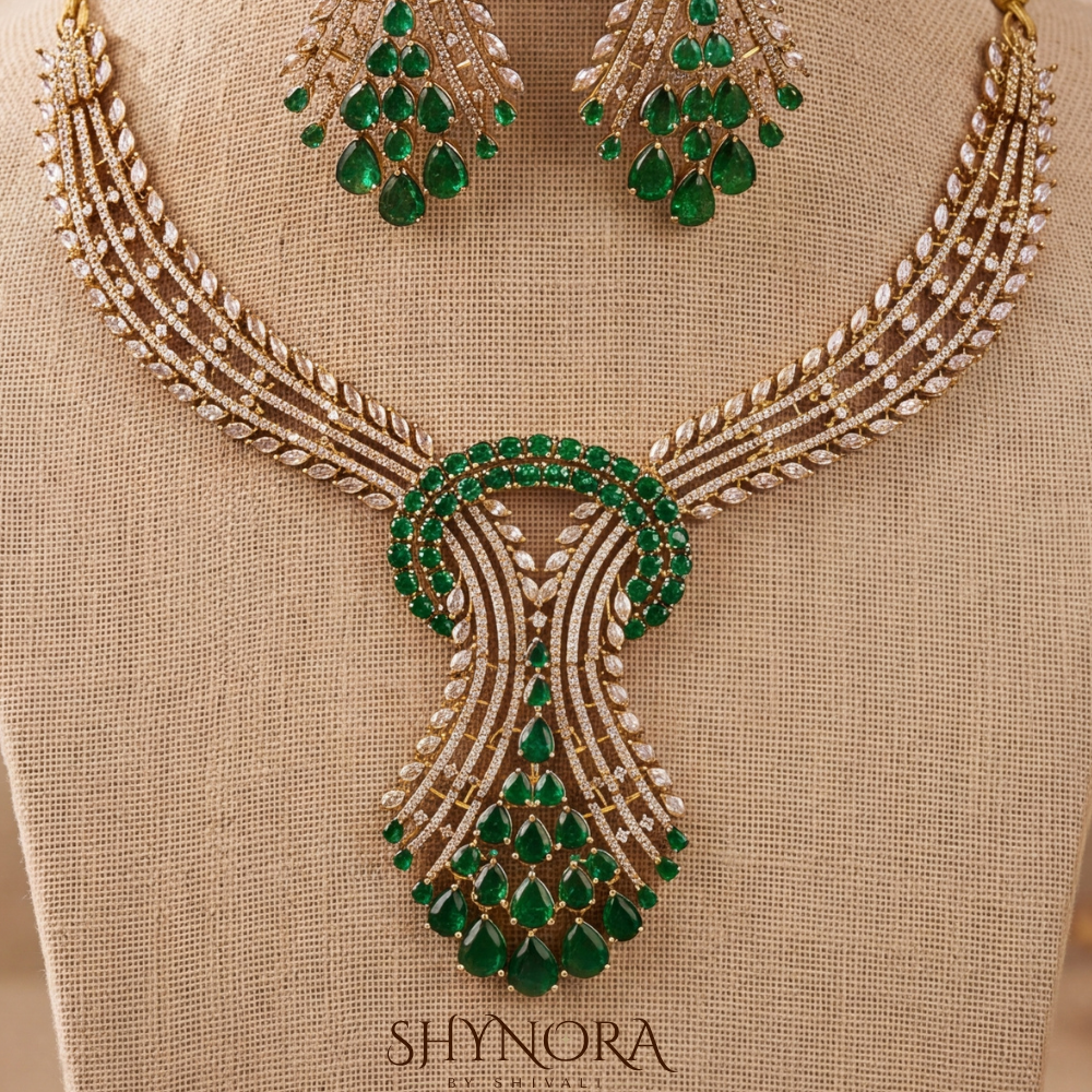 Peacock Wing Emerald Necklace Set – Shynora By Shivali