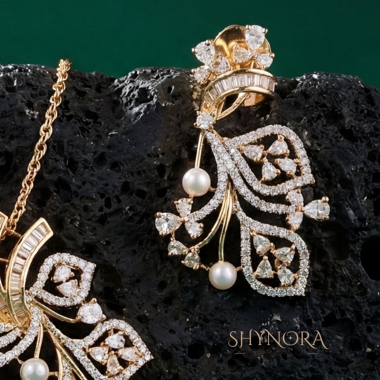 Pearl Whirl Diamond Pendant Set