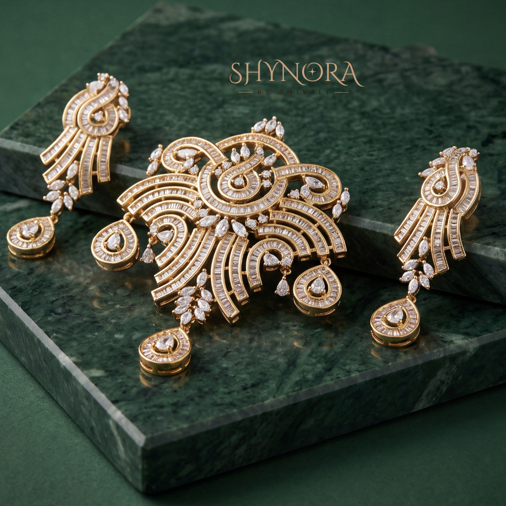 Flourish Medallion AD Pendant Set – Shynora By Shivali