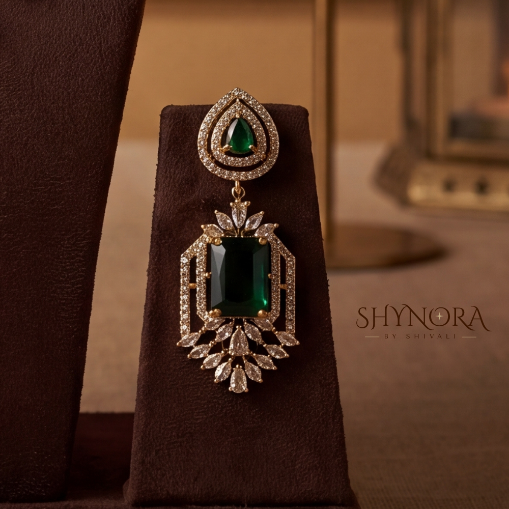 Emerald Two Layer Cluster Pendant Necklace Set – Shynora By Shivali