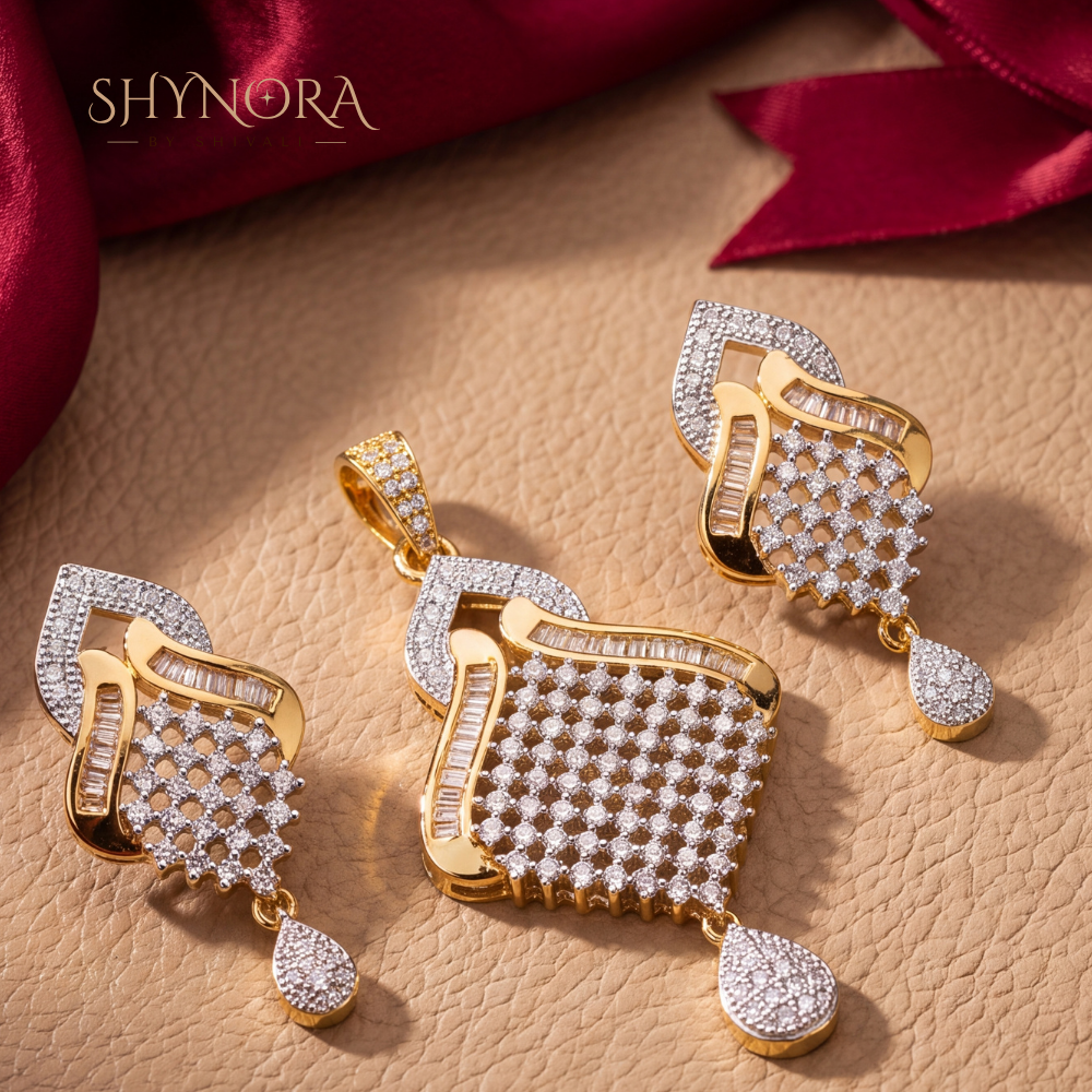 Diamond Lattice Kite Pendant Set – Shynora By Shivali