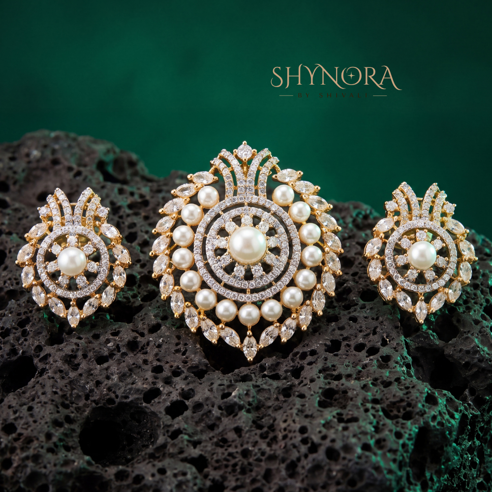 Star Medallion Pendant Set – Shynora By Shivali