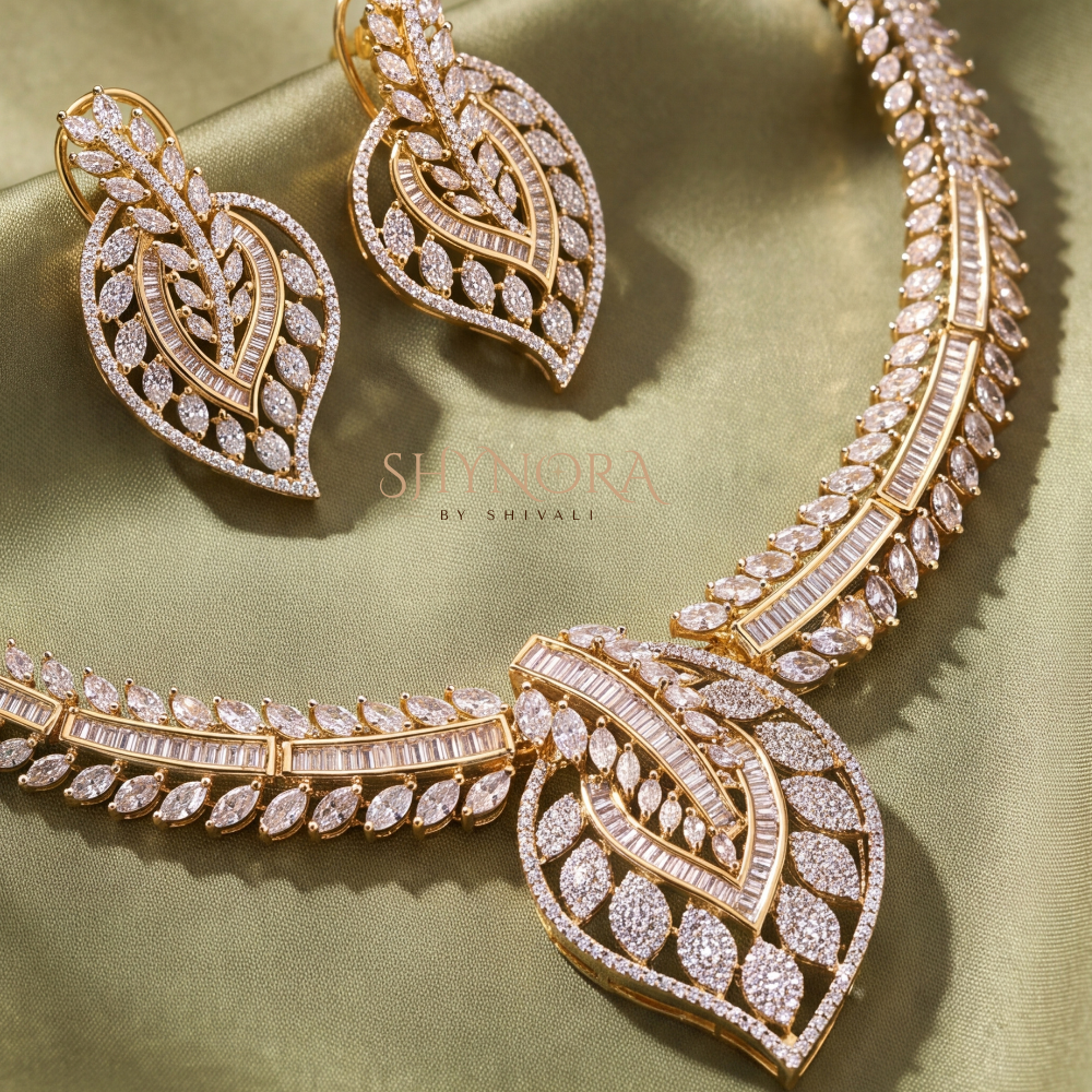 Crescent Leaf Necklace Set – Shynora By Shivali
