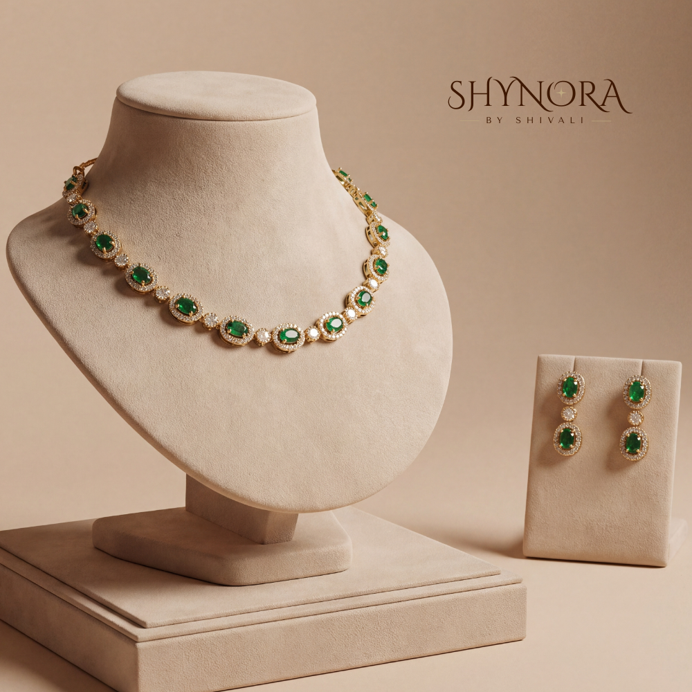 Emerald Round Delicate Necklace Set – Shynora By Shivali