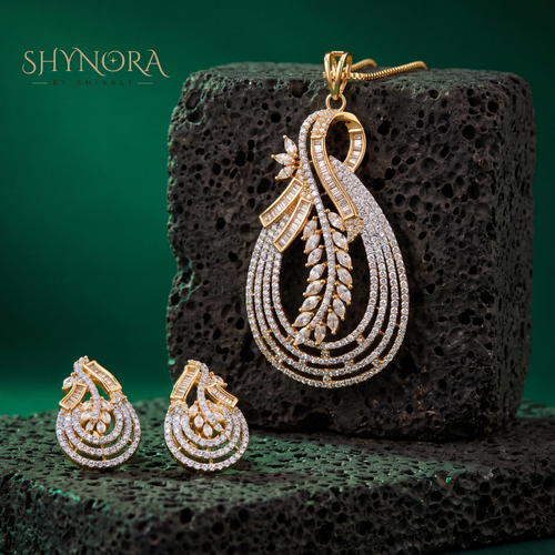 Emerald Wave Circular AD Pendant Set – Shynora By Shivali