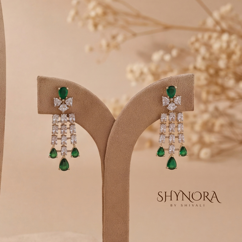 Emerald Green Layered Necklace Set with Maang Tikka – Shynora By Shivali