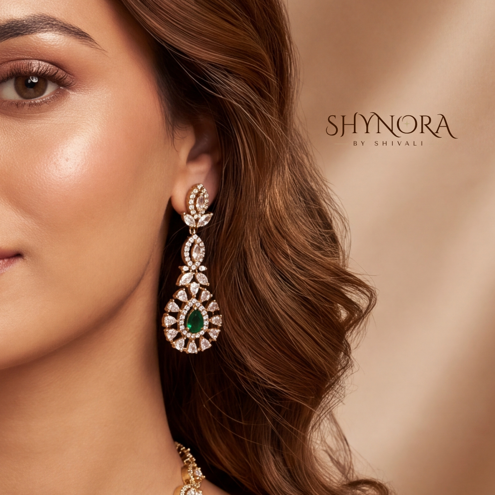 Emerald Pear Drop Delicate Necklace – Shynora By Shivali