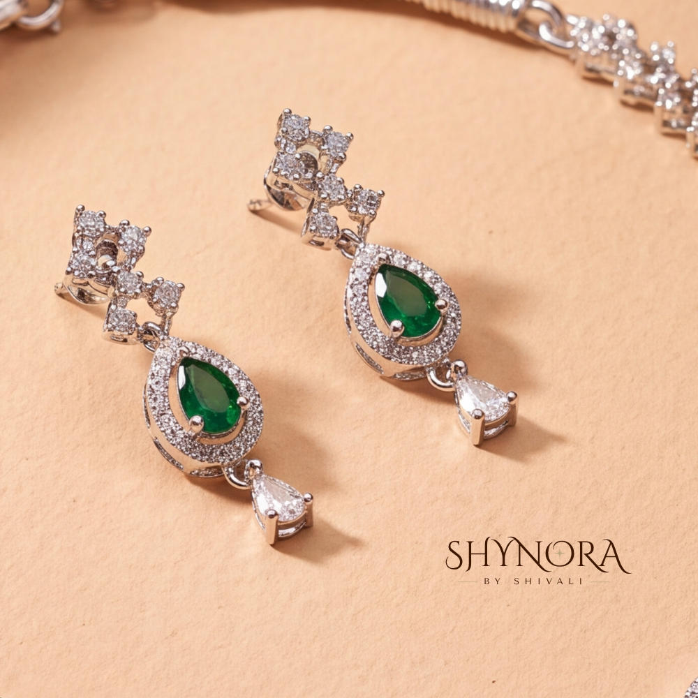 Emerald Star Accent Pear Pendant Necklace Set – Shynora By Shivali