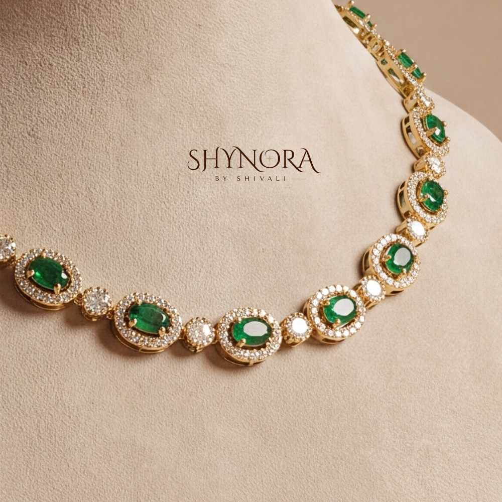 Emerald Round Delicate Necklace Set – Shynora By Shivali