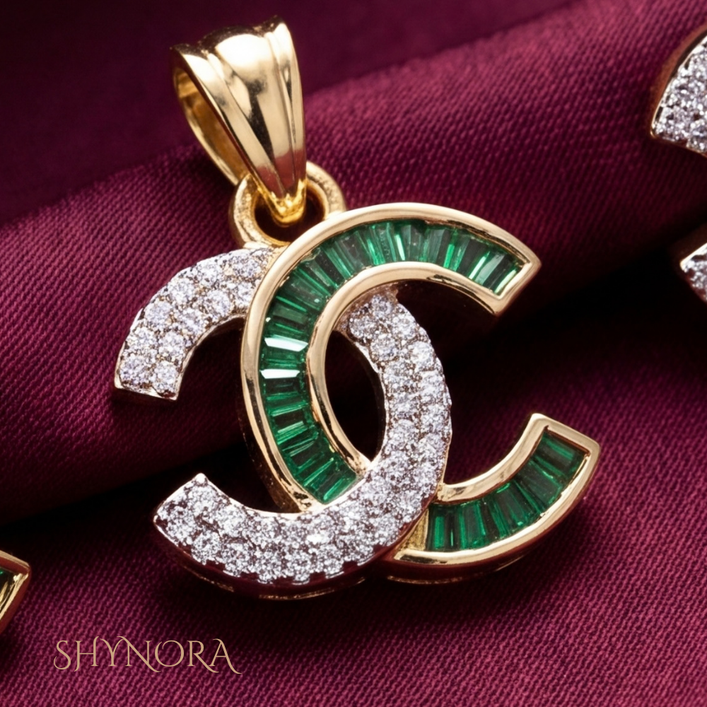 Emerald Interlocking Crescent Pendant Set – Shynora By Shivali