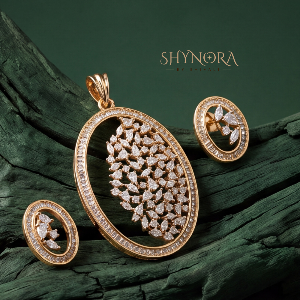 Ivory Cluster Halo AD Pendant Set