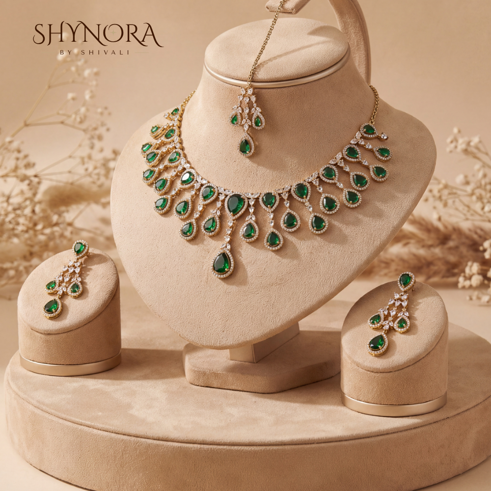 Emerald Pear Drop Fringe Necklace Set – Shynora By Shivali