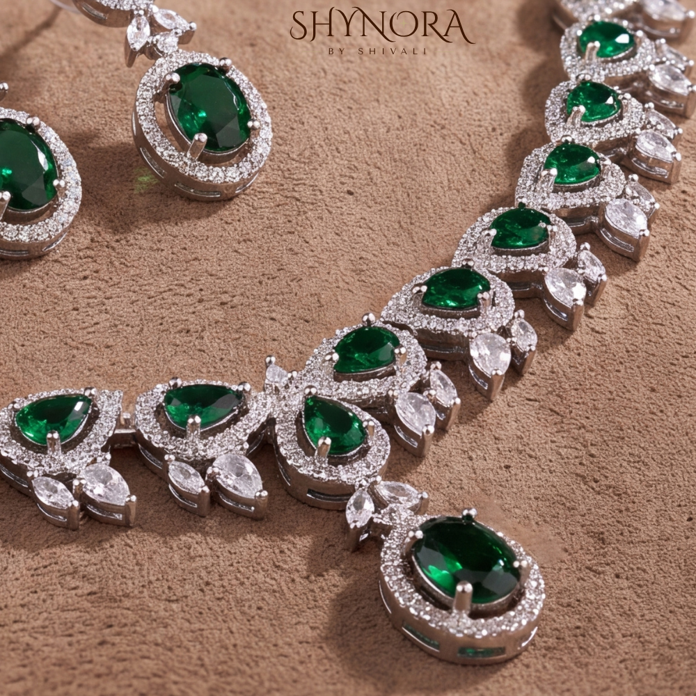 Emerald Oval Halo Necklace Set – Shynora By Shivali