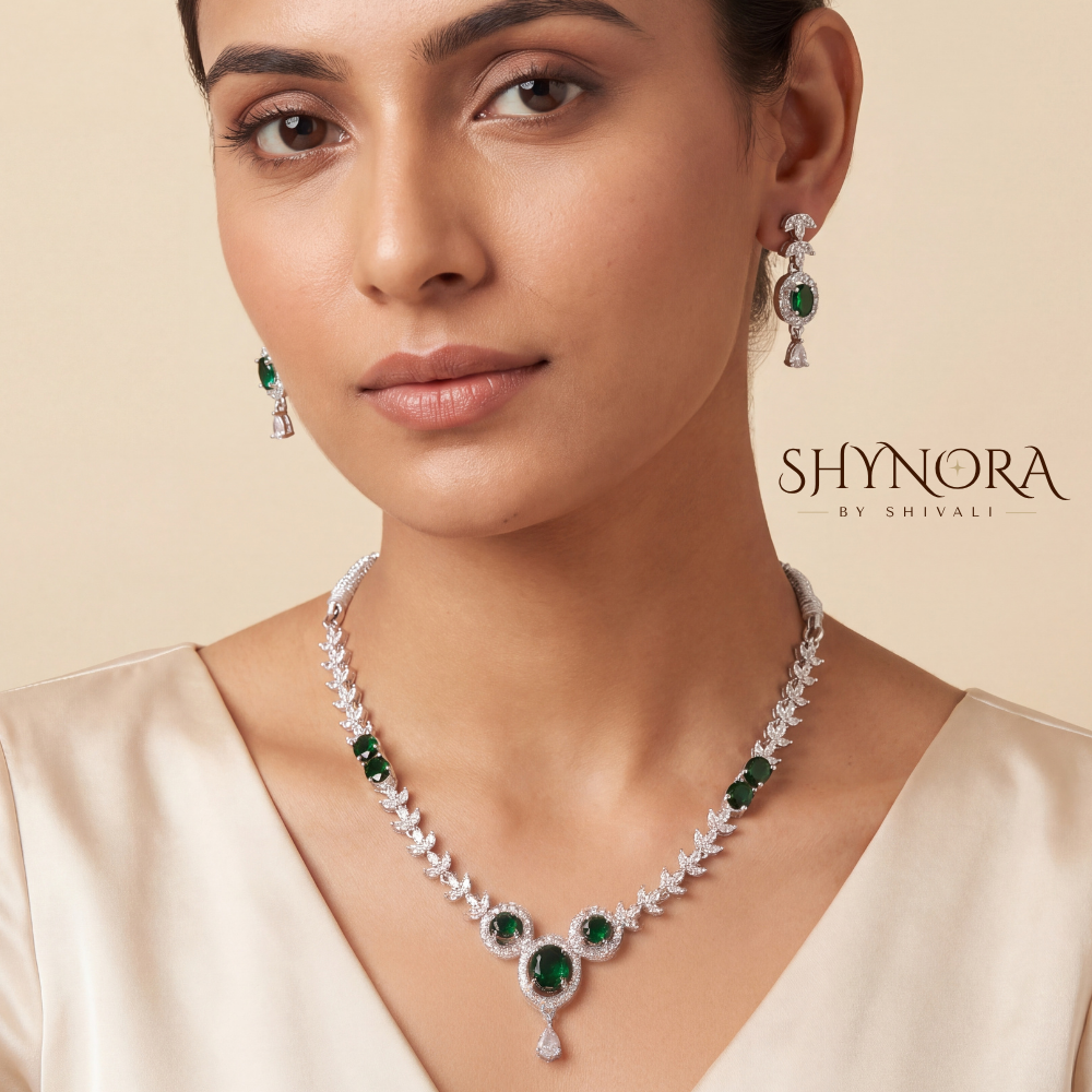 Emerald Oval Cluster Pendant Necklace Set – Shynora By Shivali