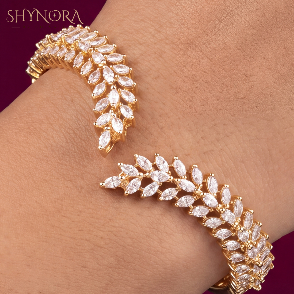 Marquise Leaf Climber Earring (Single) – Shynora By Shivali