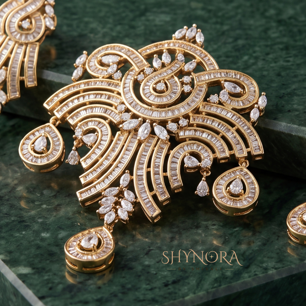 Flourish Medallion AD Pendant Set – Shynora By Shivali
