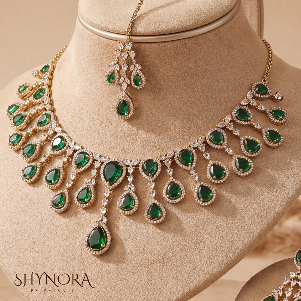 Emerald Pear Drop Fringe Necklace Set – Shynora By Shivali