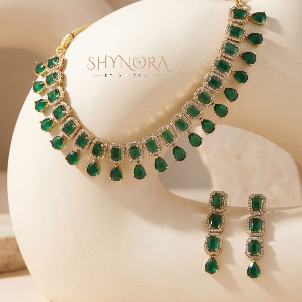Emerald Square Cut Fringe Necklace Set – Shynora By Shivali