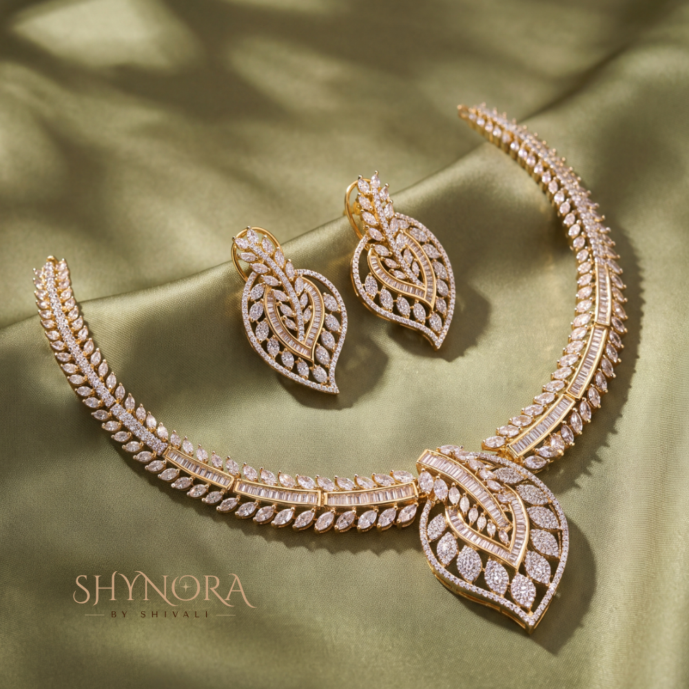 Crescent Leaf Necklace Set – Shynora By Shivali