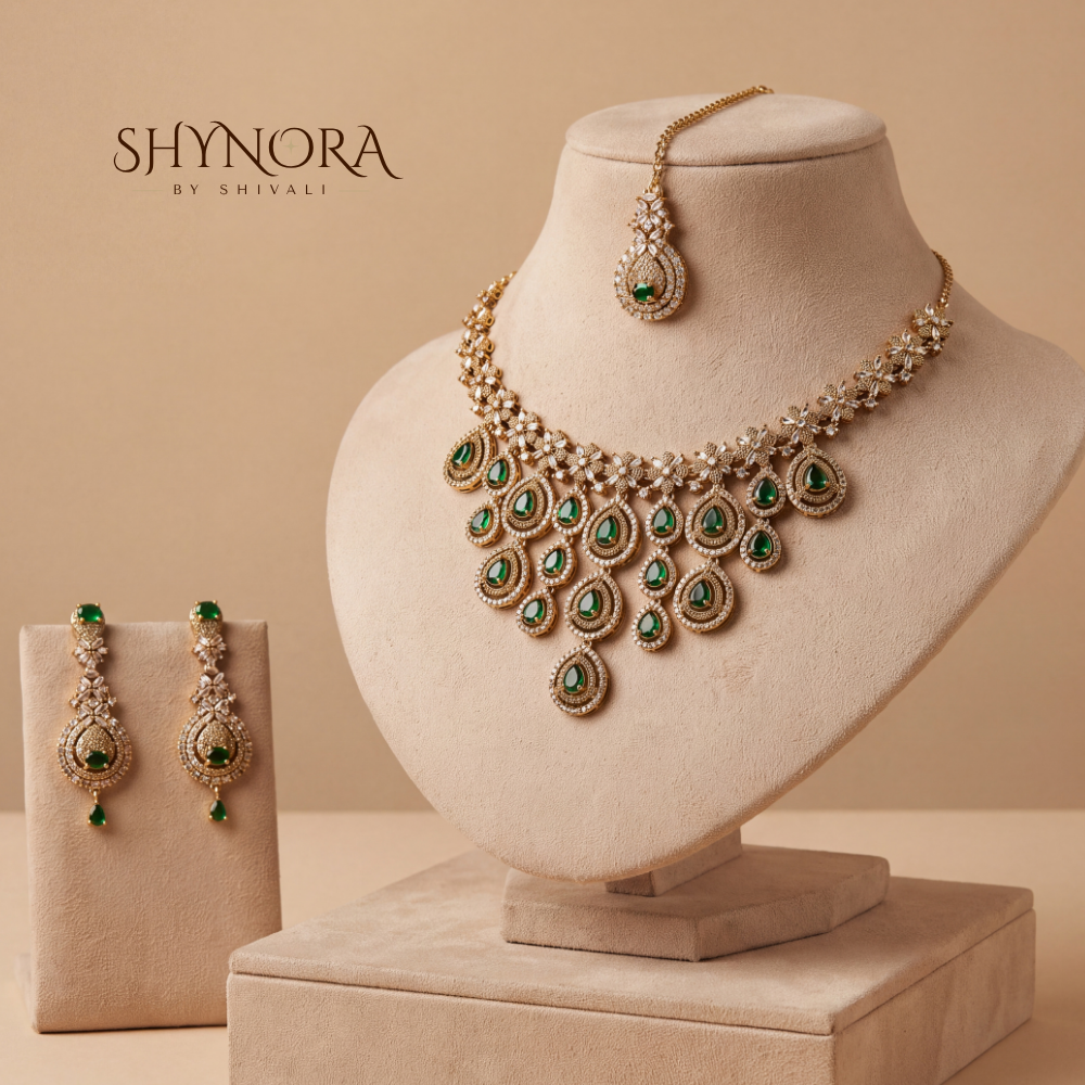 Emerald Pear Drop Bib Necklace Set – Shynora By Shivali