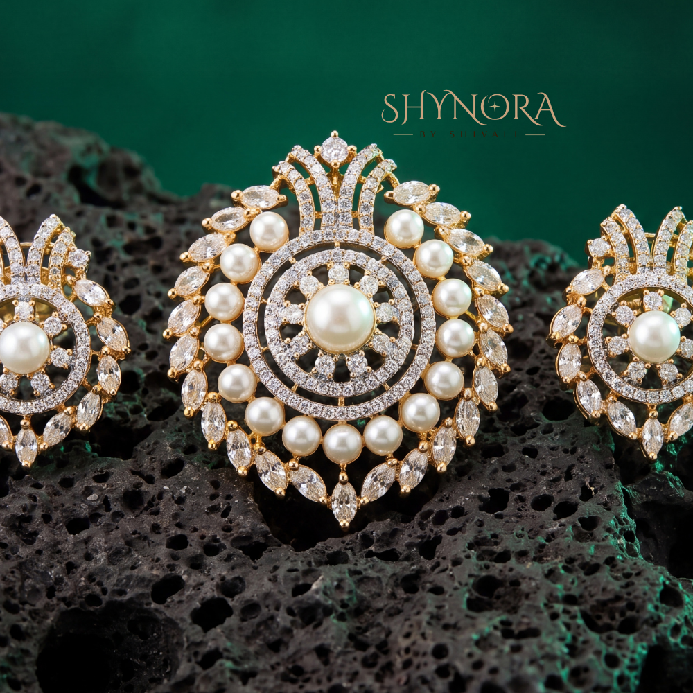 Star Medallion Pendant Set – Shynora By Shivali