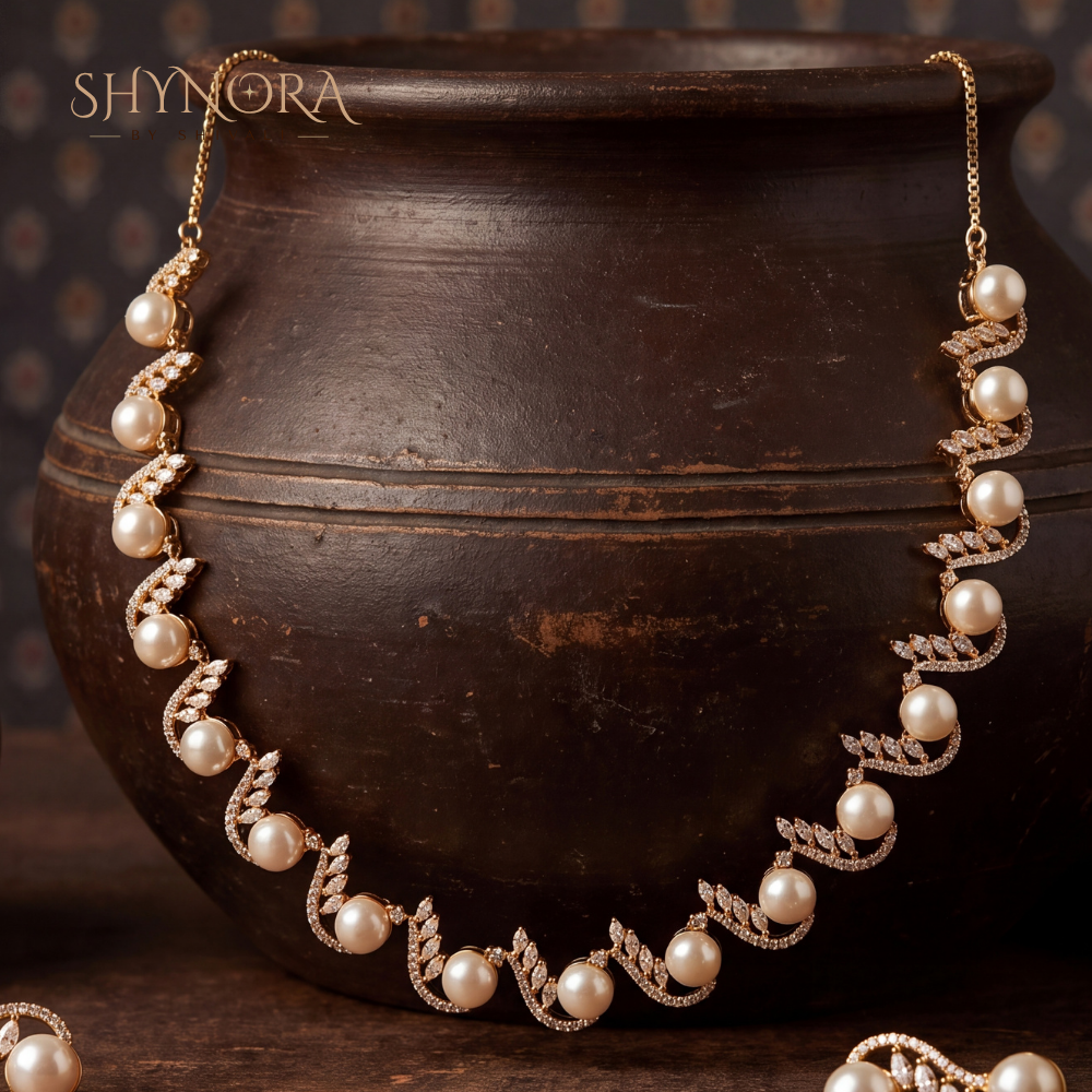 Pearl Vine Leaf Necklace Set – Shynora By Shivali