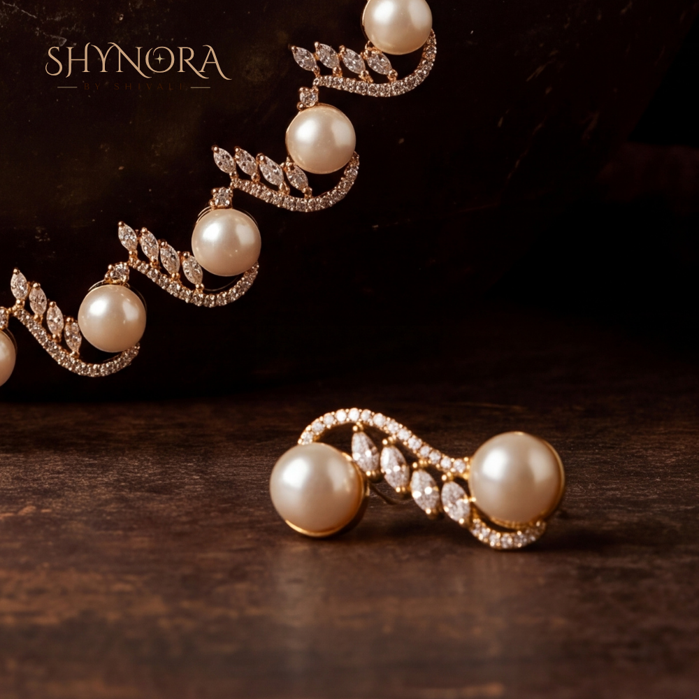 Pearl Vine Leaf Necklace Set – Shynora By Shivali