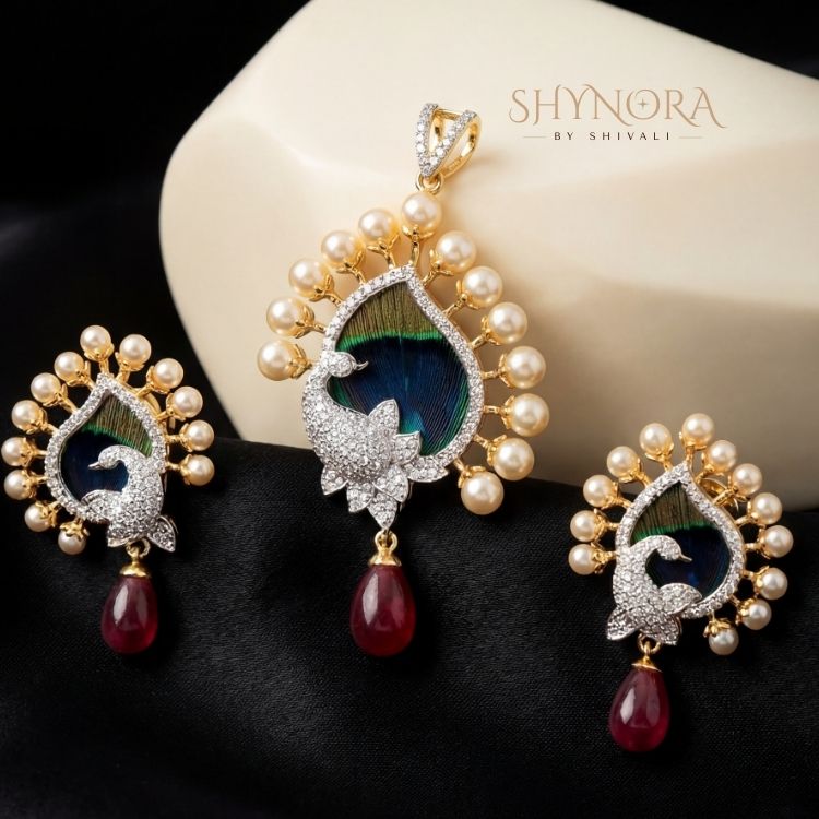 Mayura Pearl Grace Pendant Set