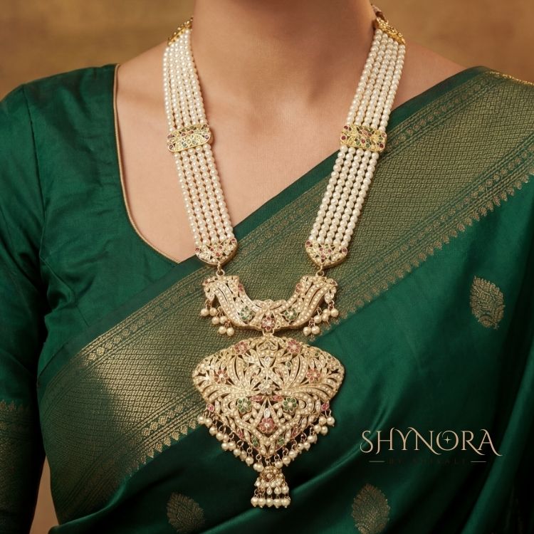 Temple Pearl Haar Set