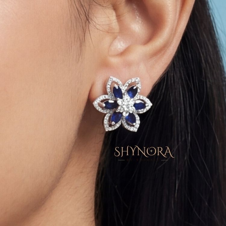 Heer Midnight Sapphire Bloom AD Pendant Set