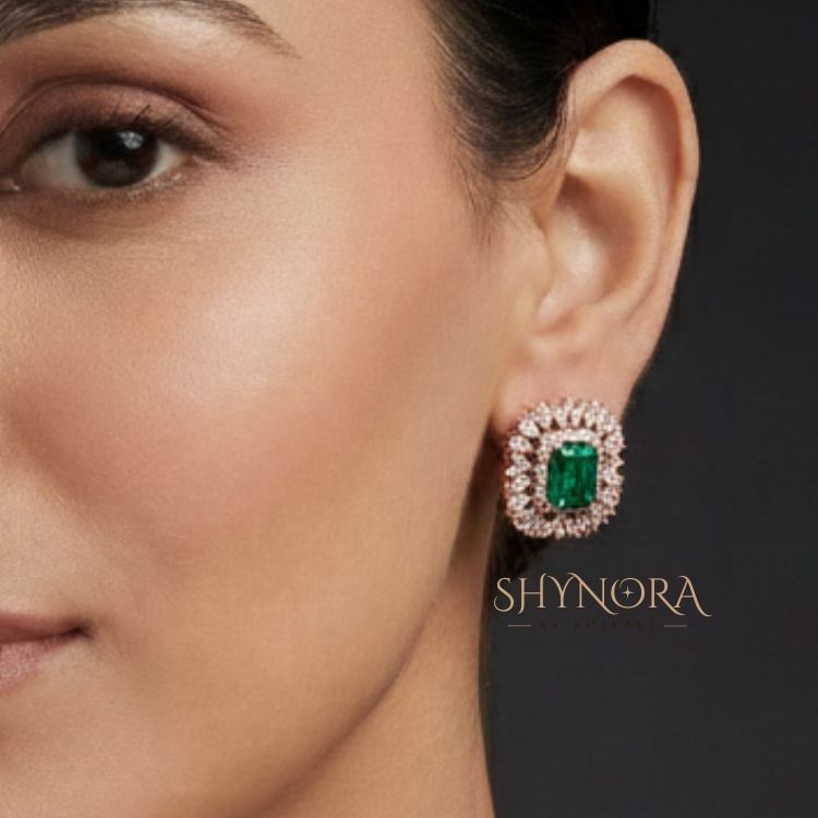 Heer Emerald Halo AD Pendant Set