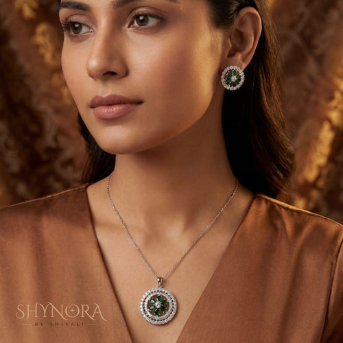 Emerald Bloom Circular AD Pendant Set