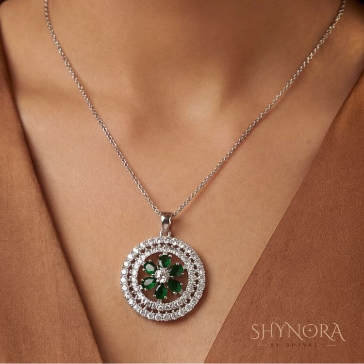 Emerald Bloom Circular AD Pendant Set