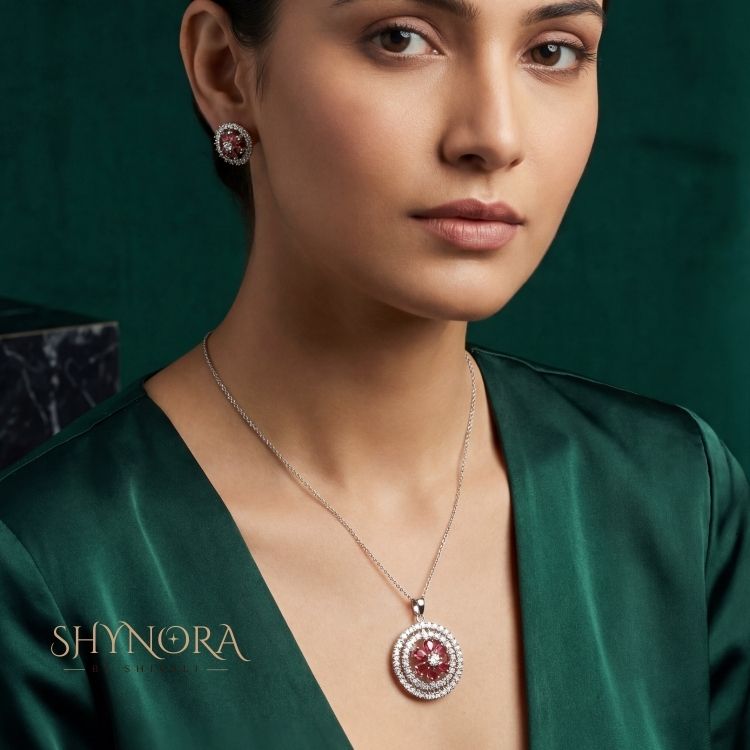 Ruby Radiance Circular AD Pendant Set