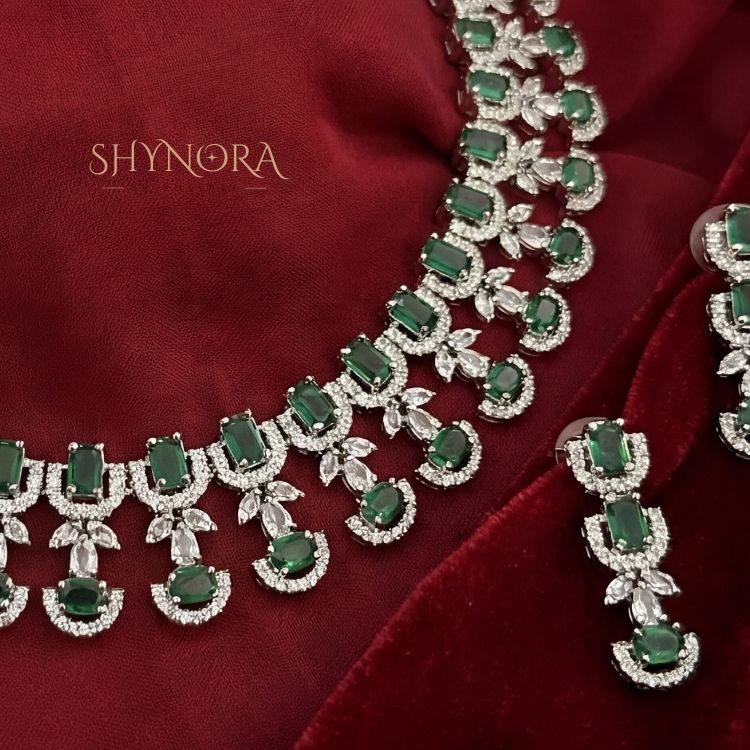Emerald Green Crystal Choker Necklace Set with Earrings